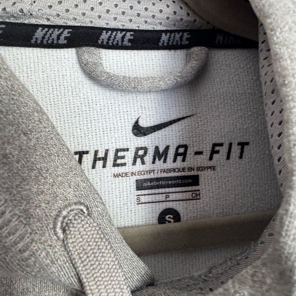 Nike Heather Gray therma-fit Hoodie - Picture 4 of 5